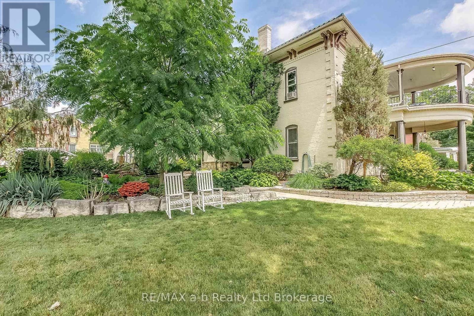 25 MAIN STREET EAST Image 2