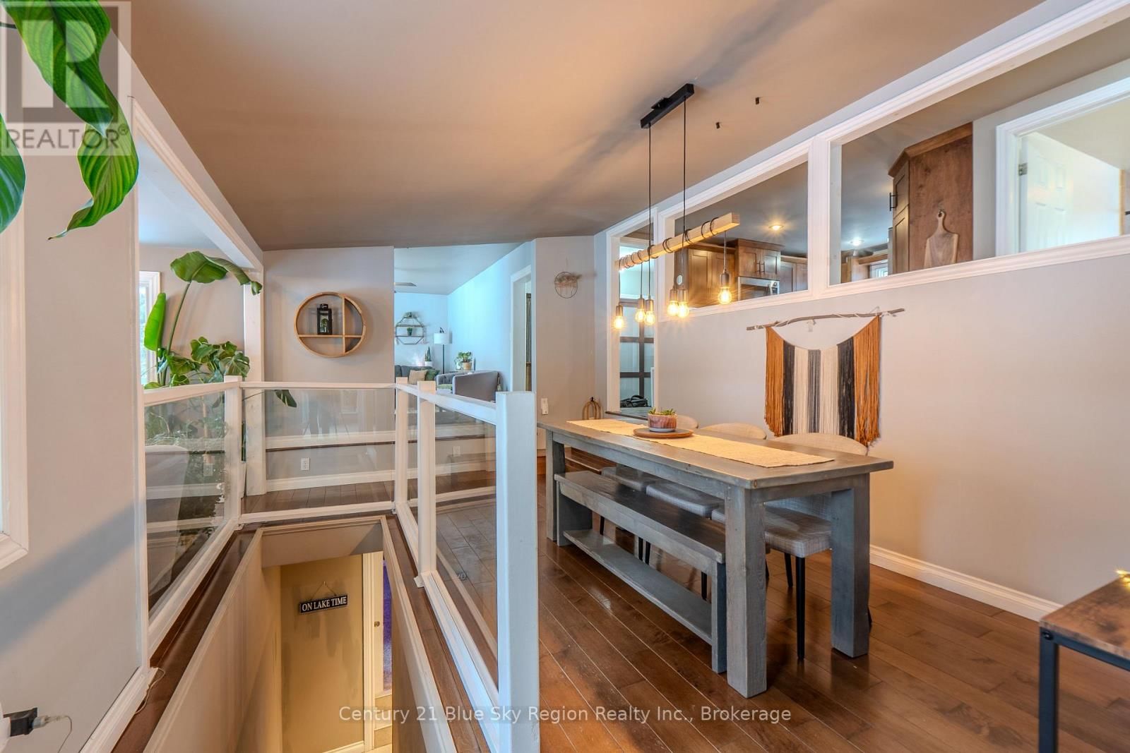 355 ANITA AVENUE Image 17