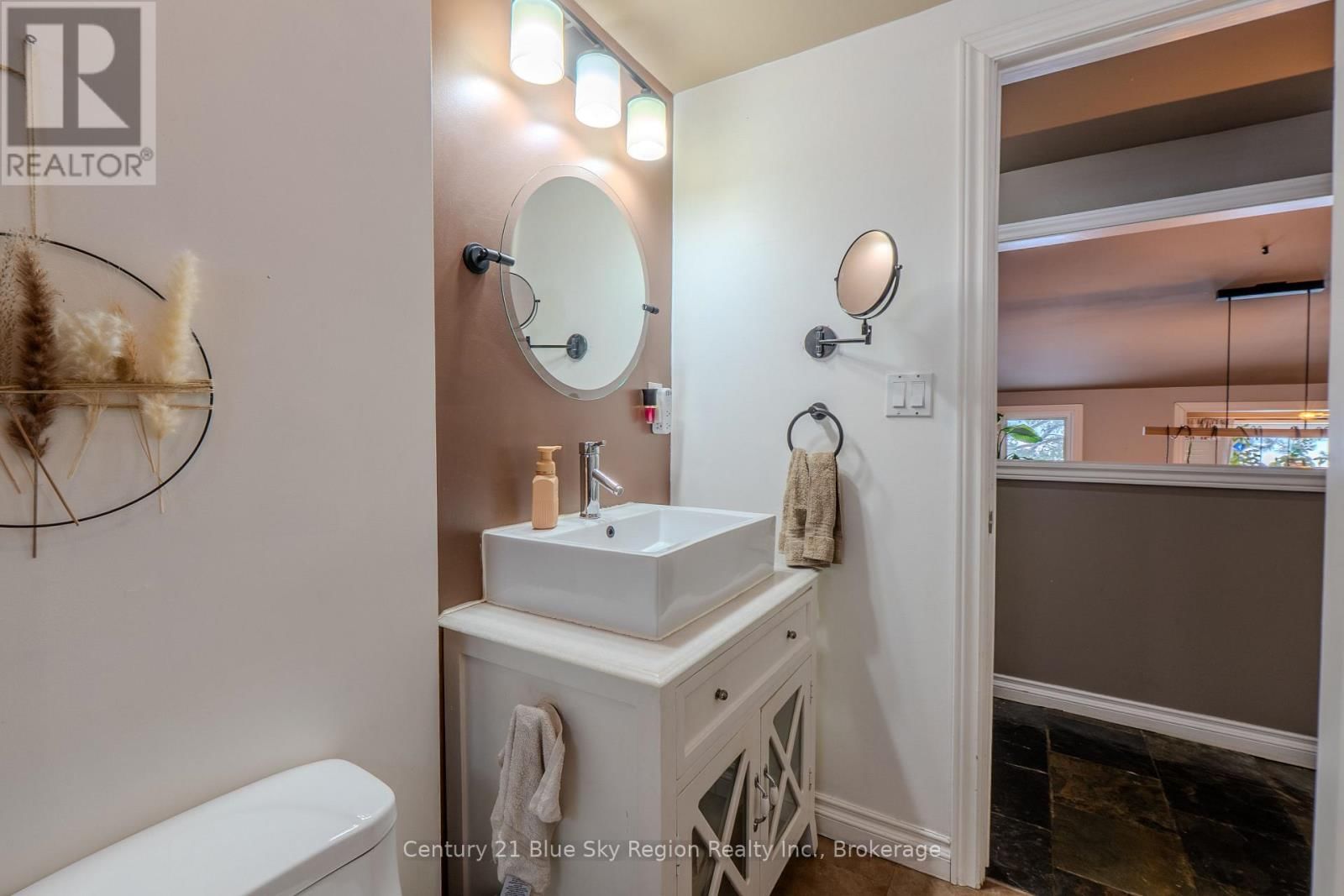 355 ANITA AVENUE Image 25