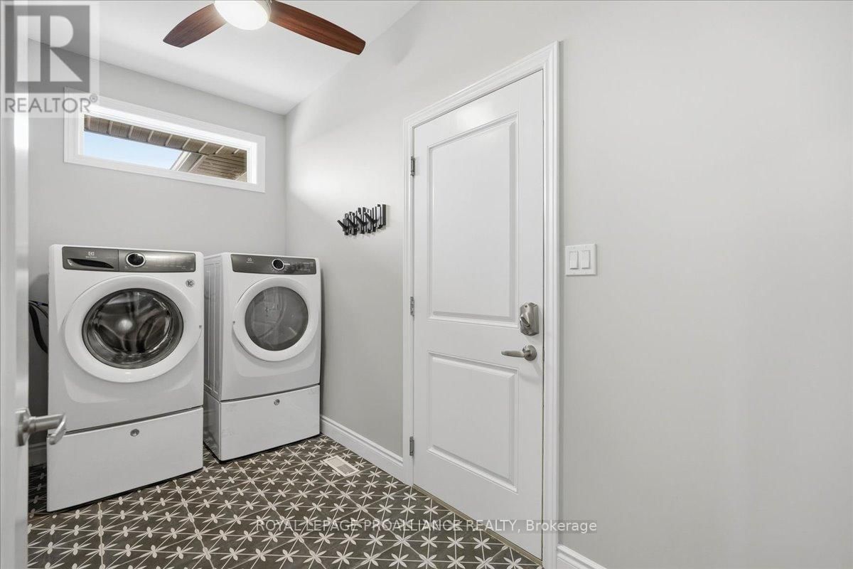 83 COVINGTON CRESCENT Image 20