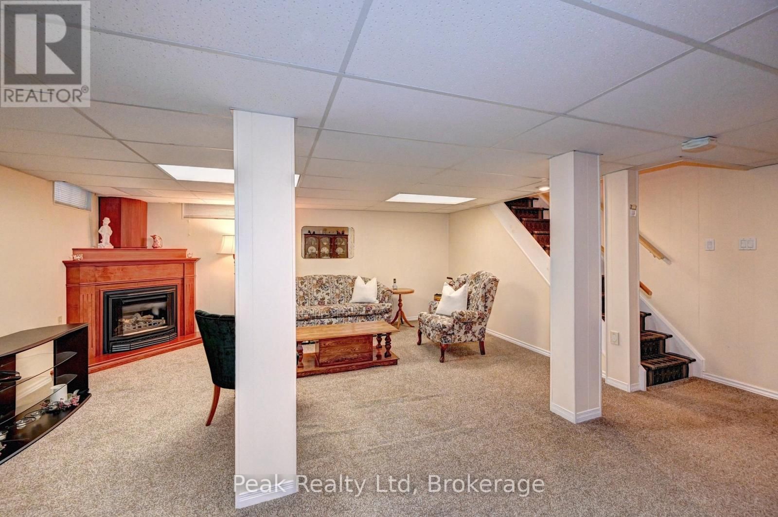 176 WESLEY CRESCENT Image 23