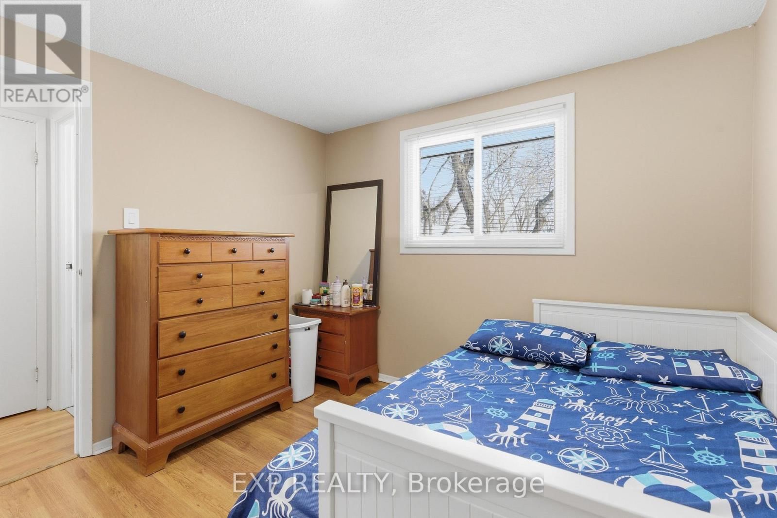 10 - 3322 ADDISON AVENUE Image 14