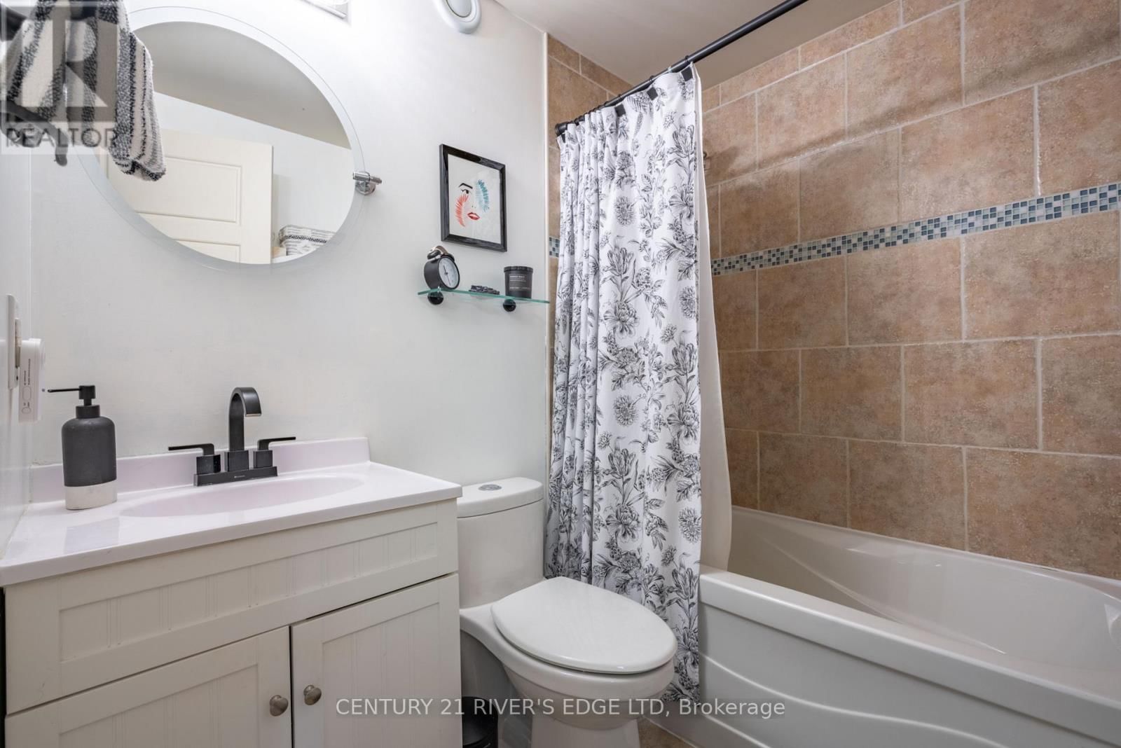 7 CUMMINGS ROAD Image 37