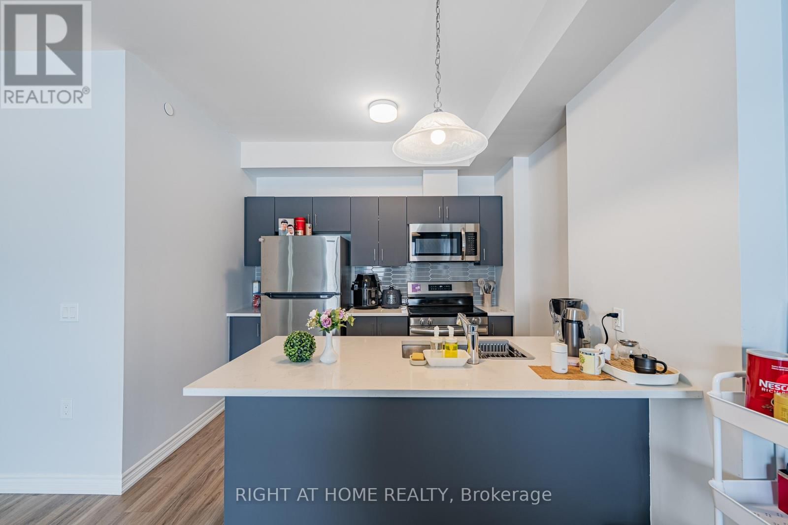 506 - 1350 HEMLOCK ROAD Image 15