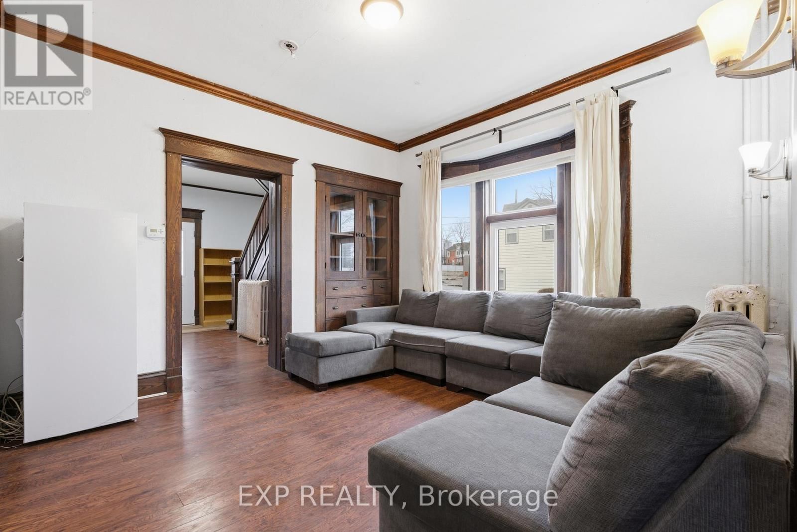 30 REGINA STREET NORTH Image 4