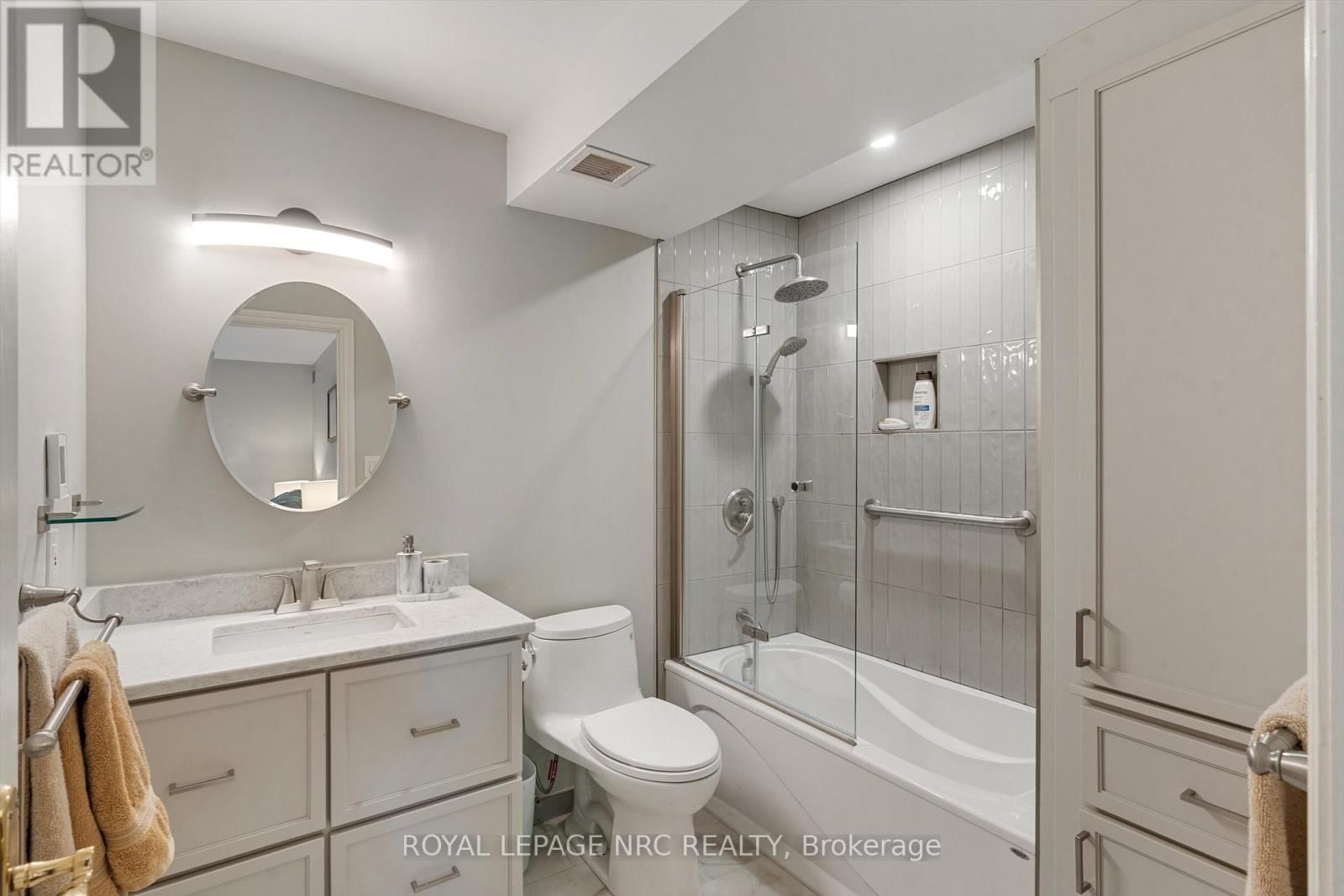 101 - 55 MAIN STREET Image 15