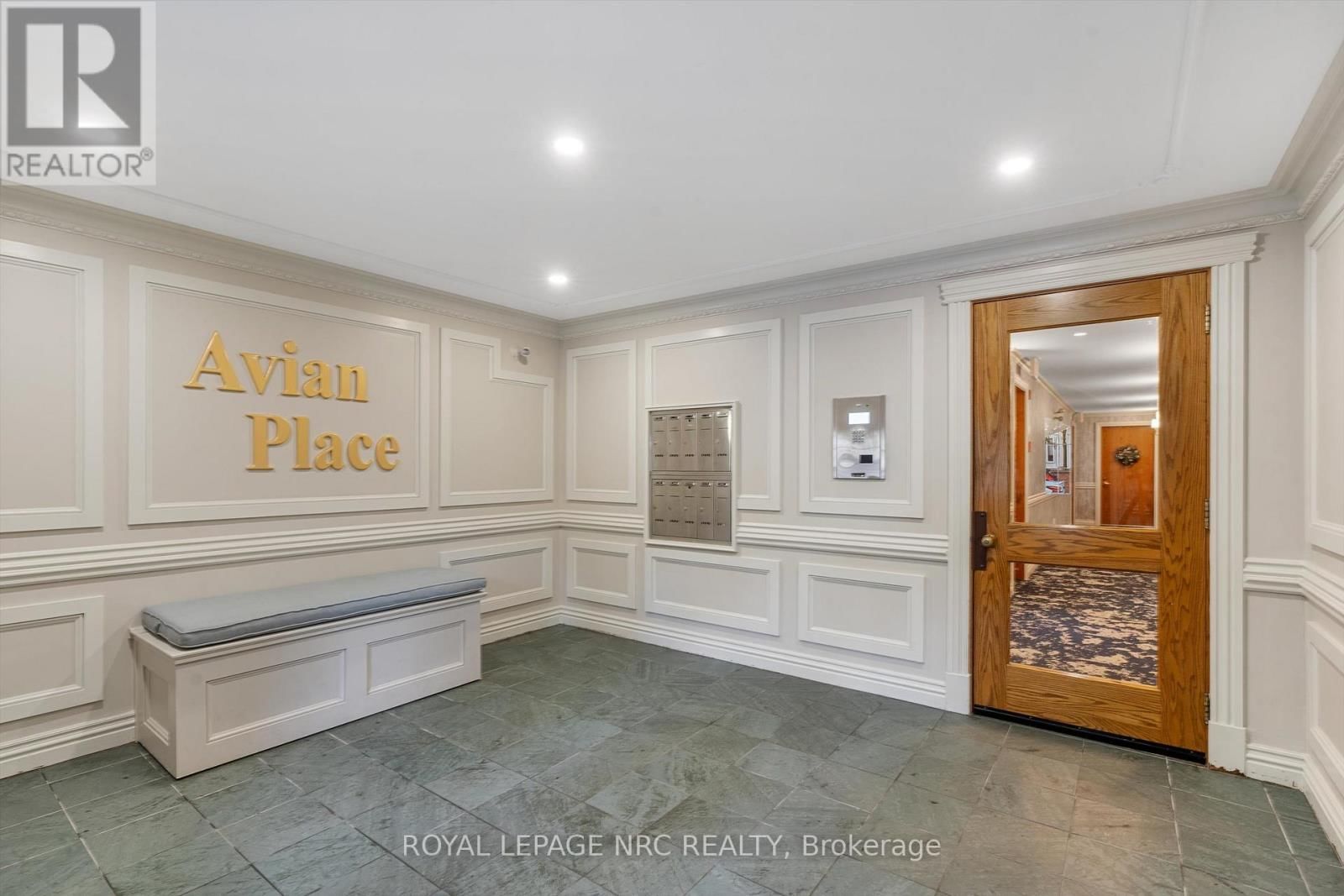 101 - 55 MAIN STREET Image 4