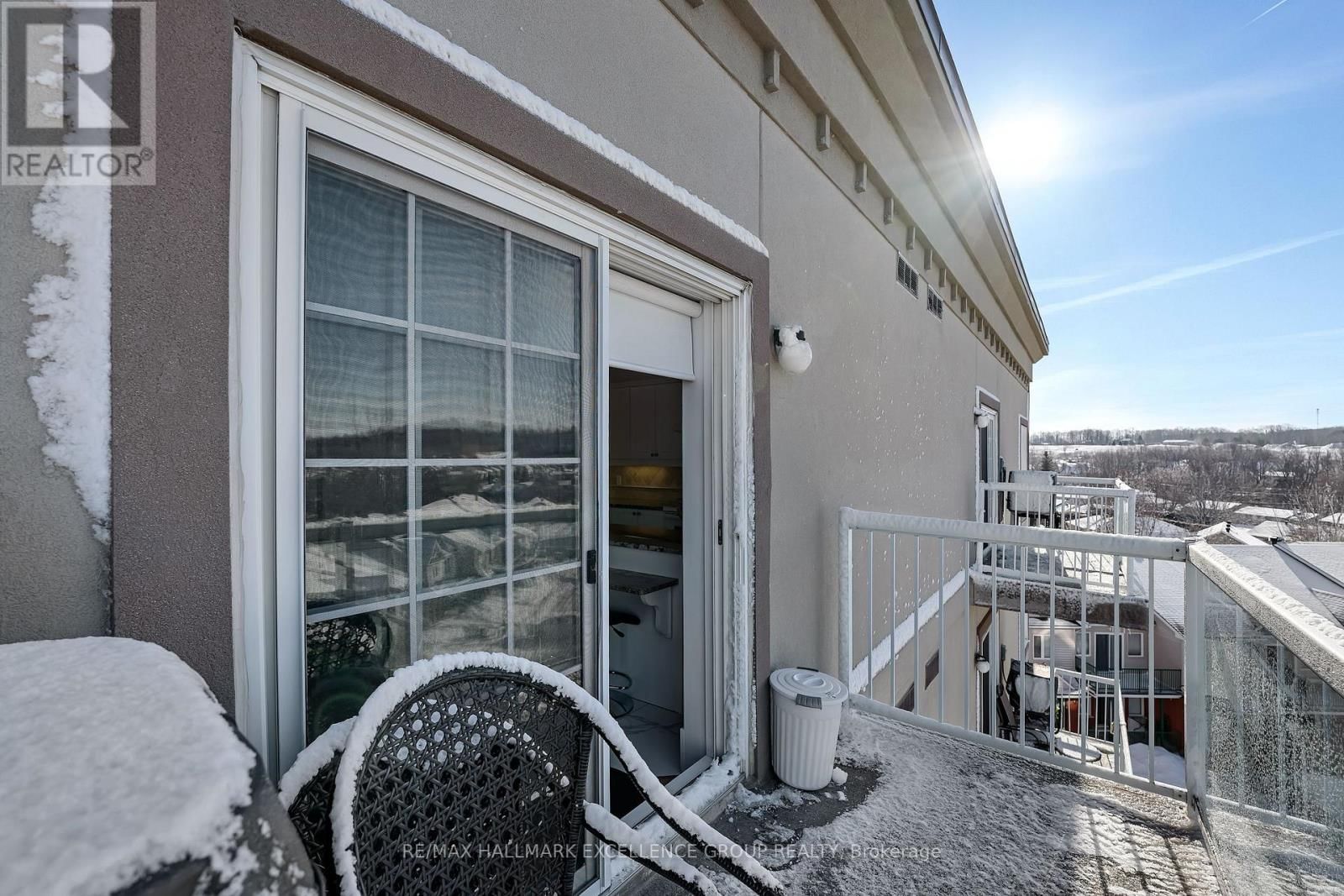 406 - 2921 LAURIER STREET Image 11