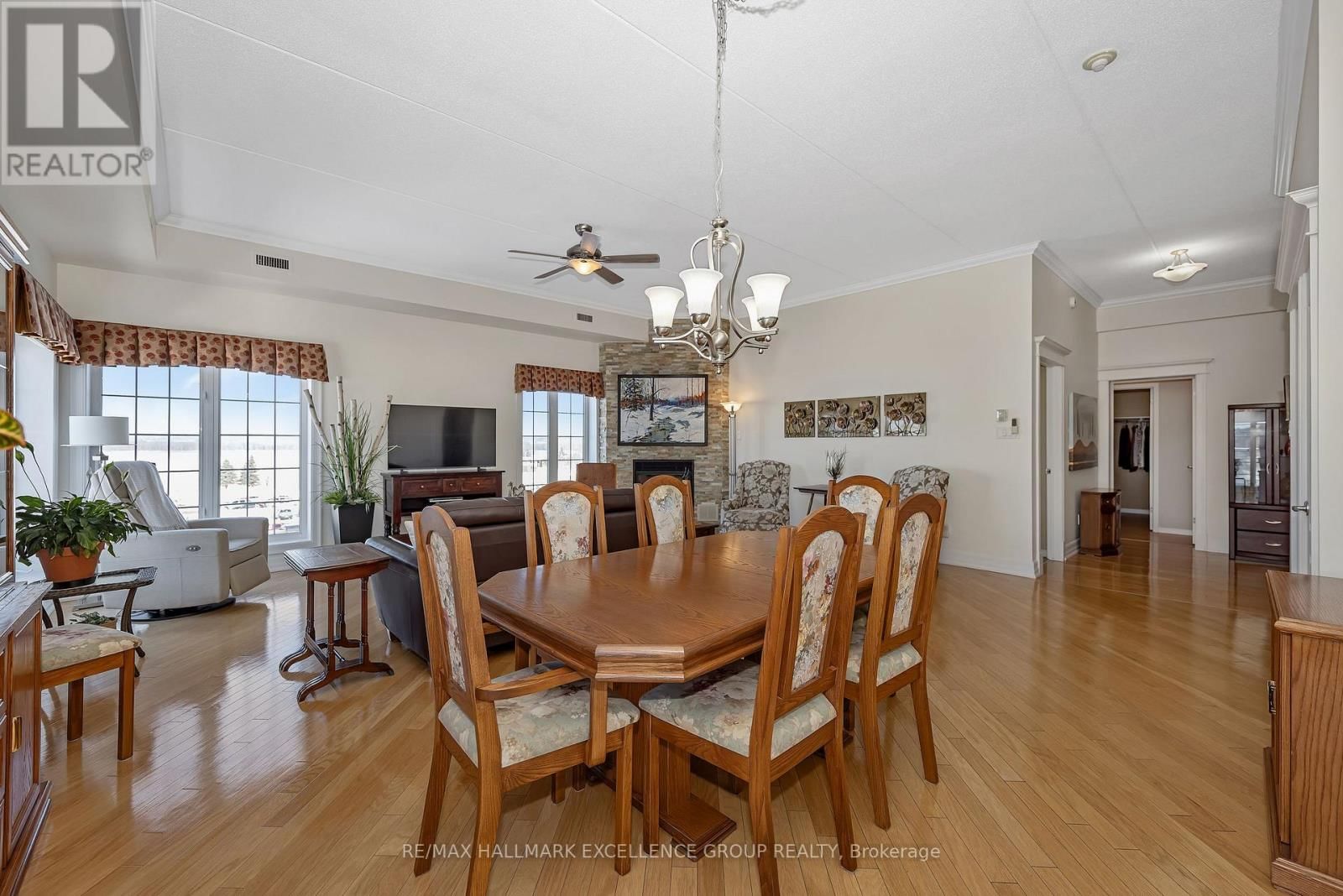 406 - 2921 LAURIER STREET Image 12