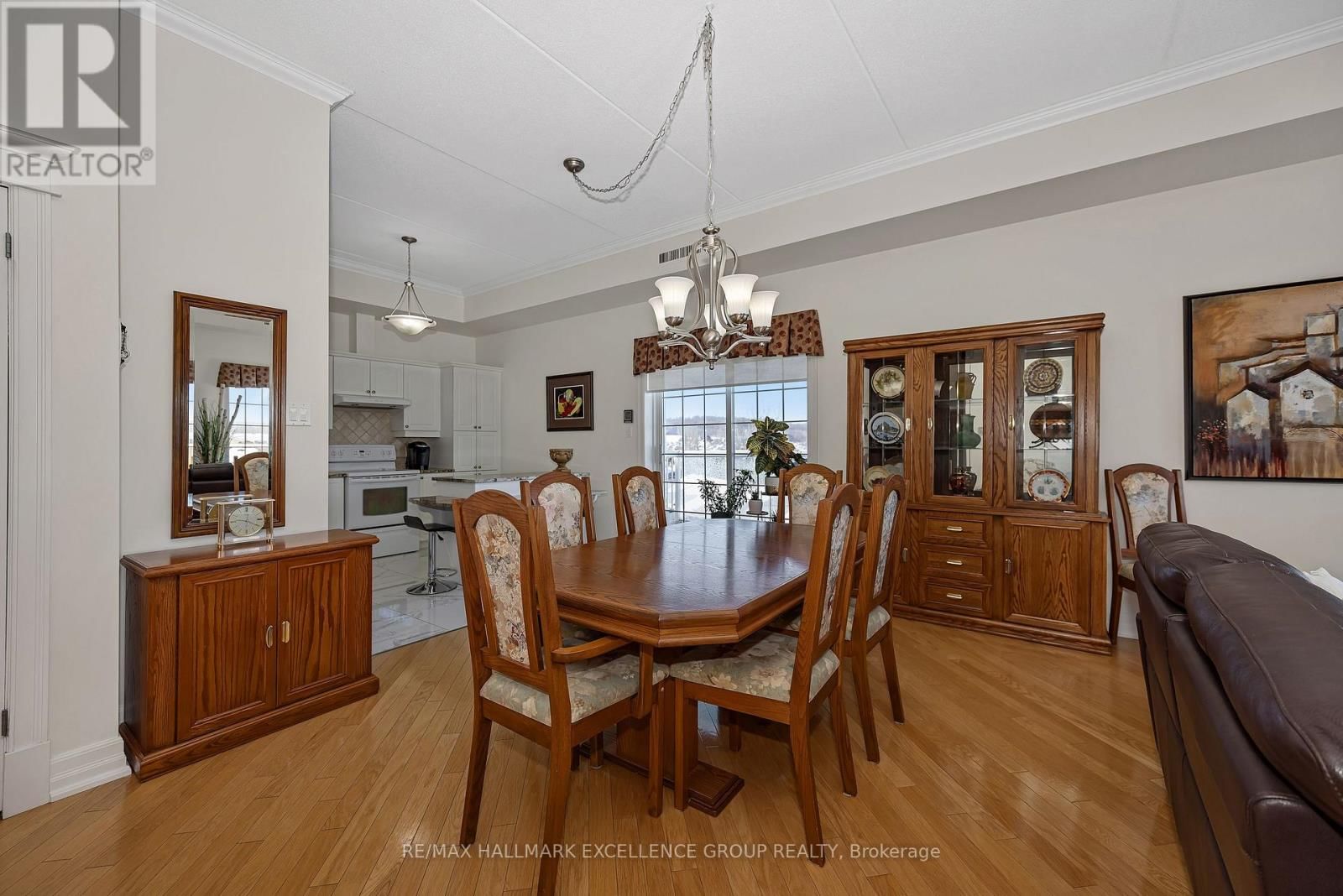 406 - 2921 LAURIER STREET Image 13