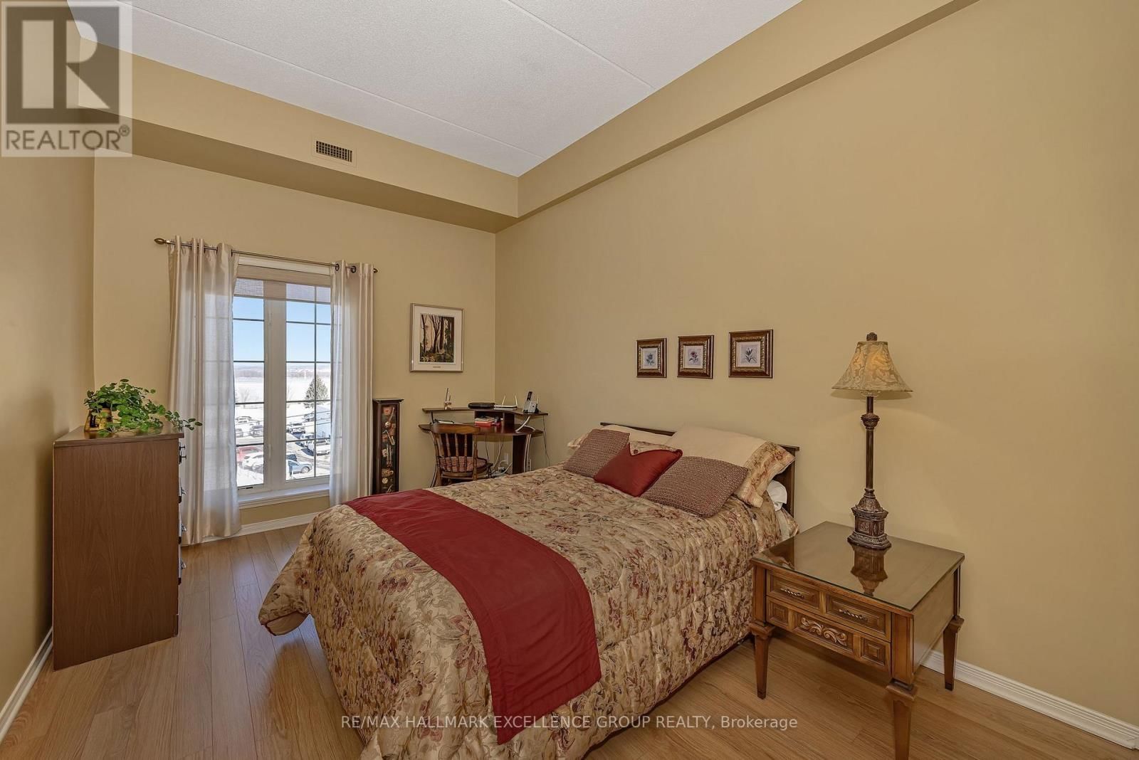 406 - 2921 LAURIER STREET Image 19