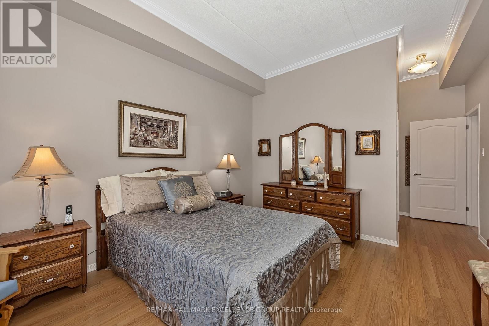 406 - 2921 LAURIER STREET Image 22