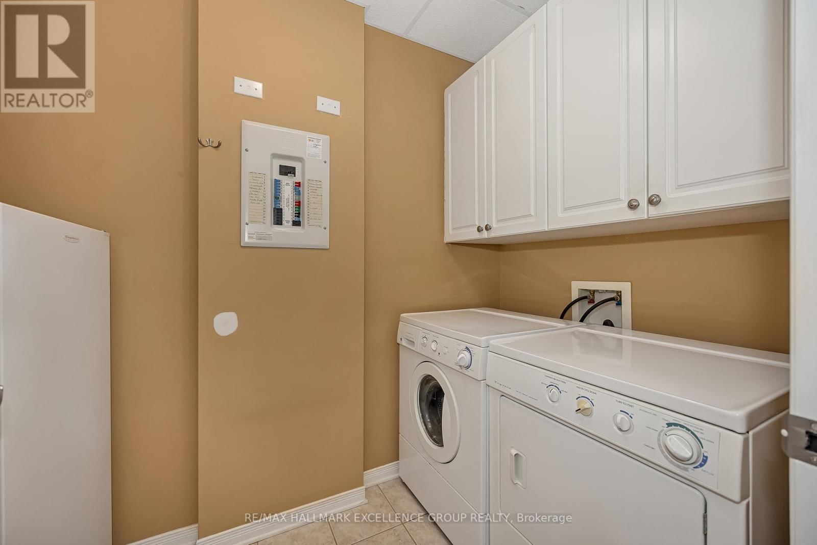 406 - 2921 LAURIER STREET Image 29