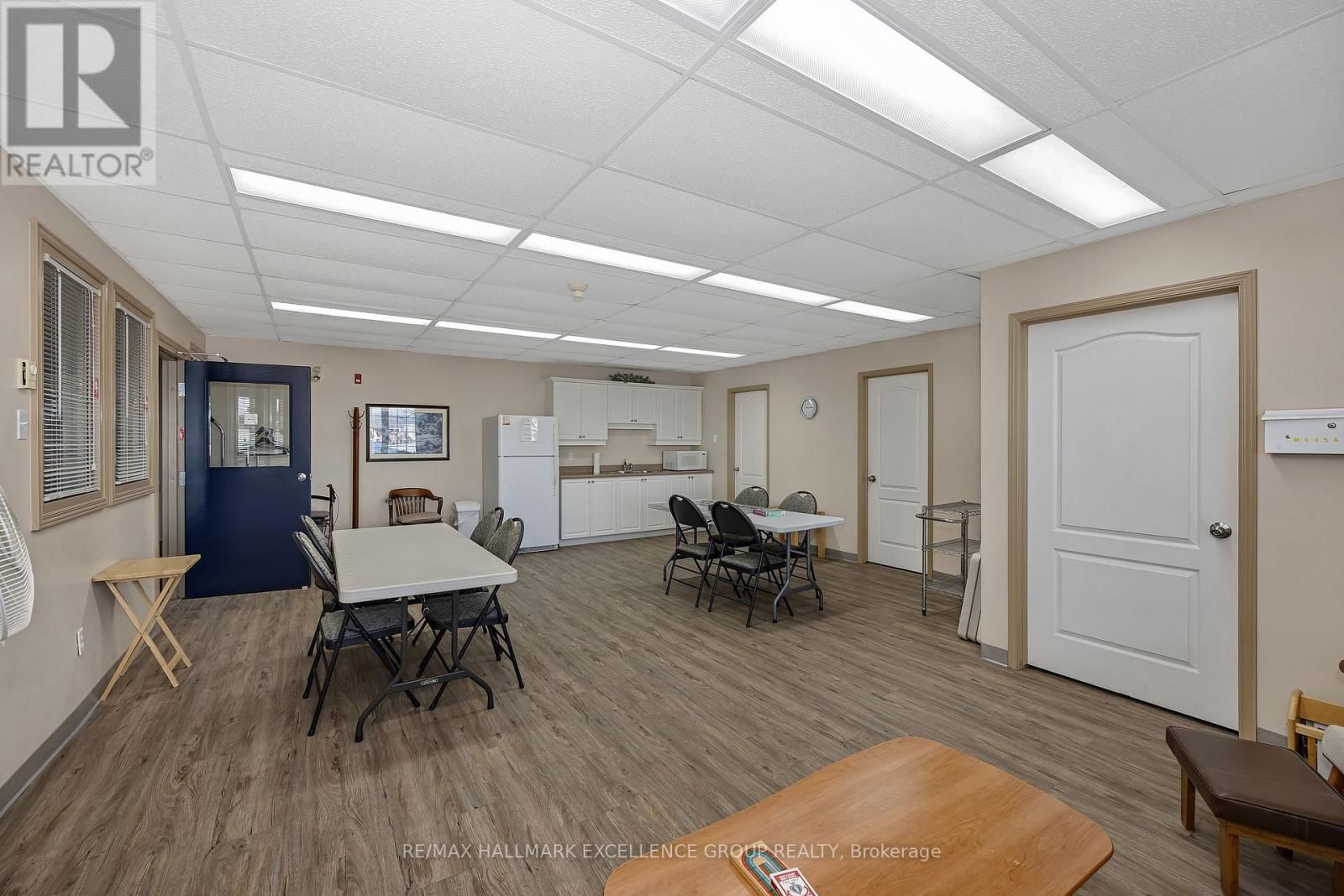 406 - 2921 LAURIER STREET Image 31