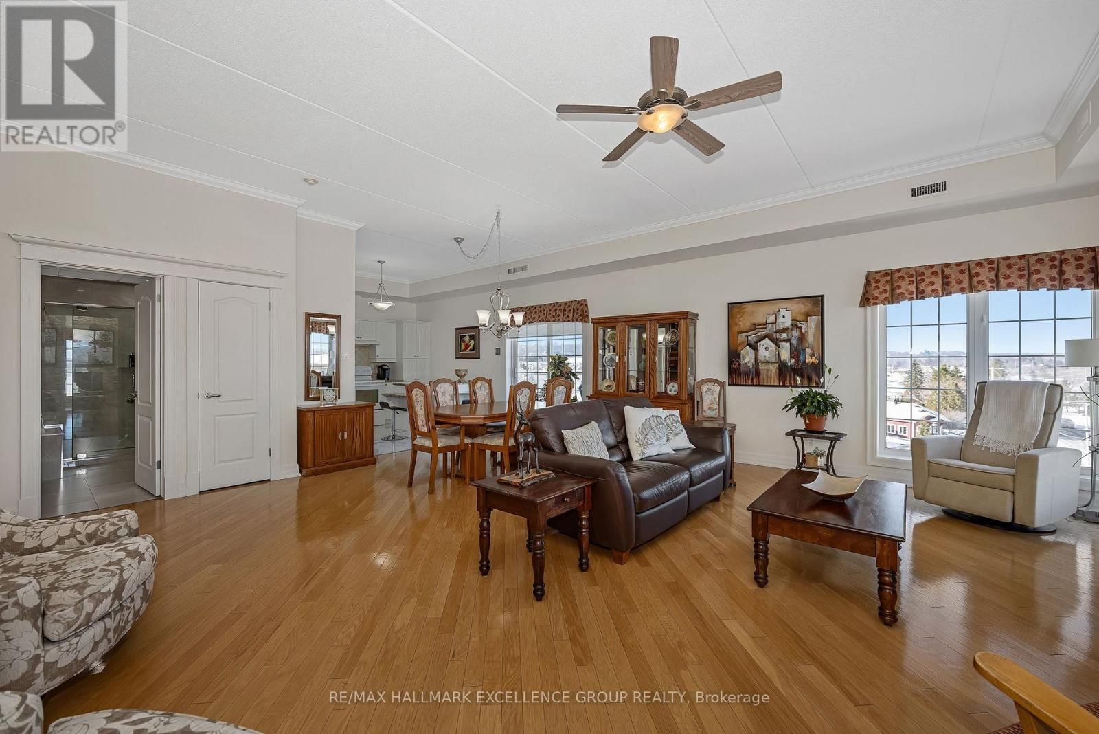 406 - 2921 LAURIER STREET Image 9