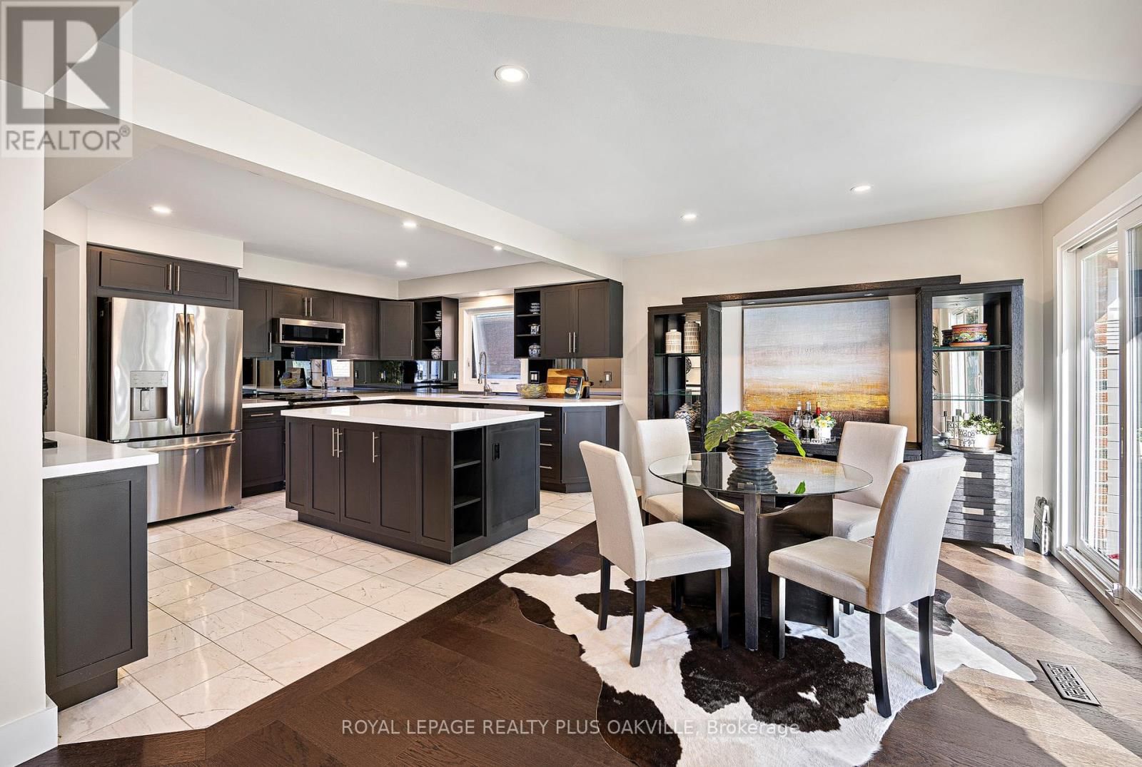 679 GREENRAVINE DRIVE Image 11