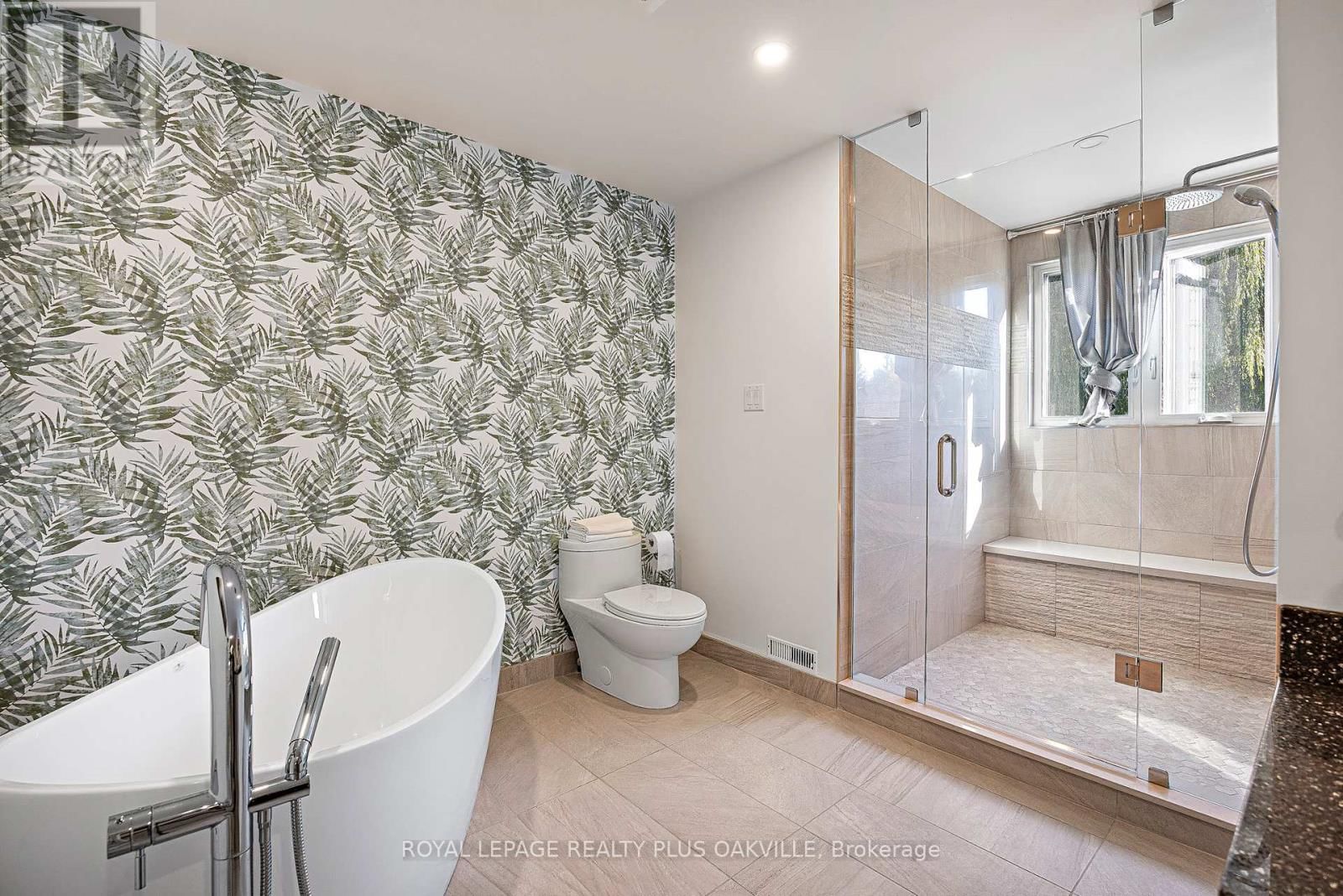 679 GREENRAVINE DRIVE Image 31