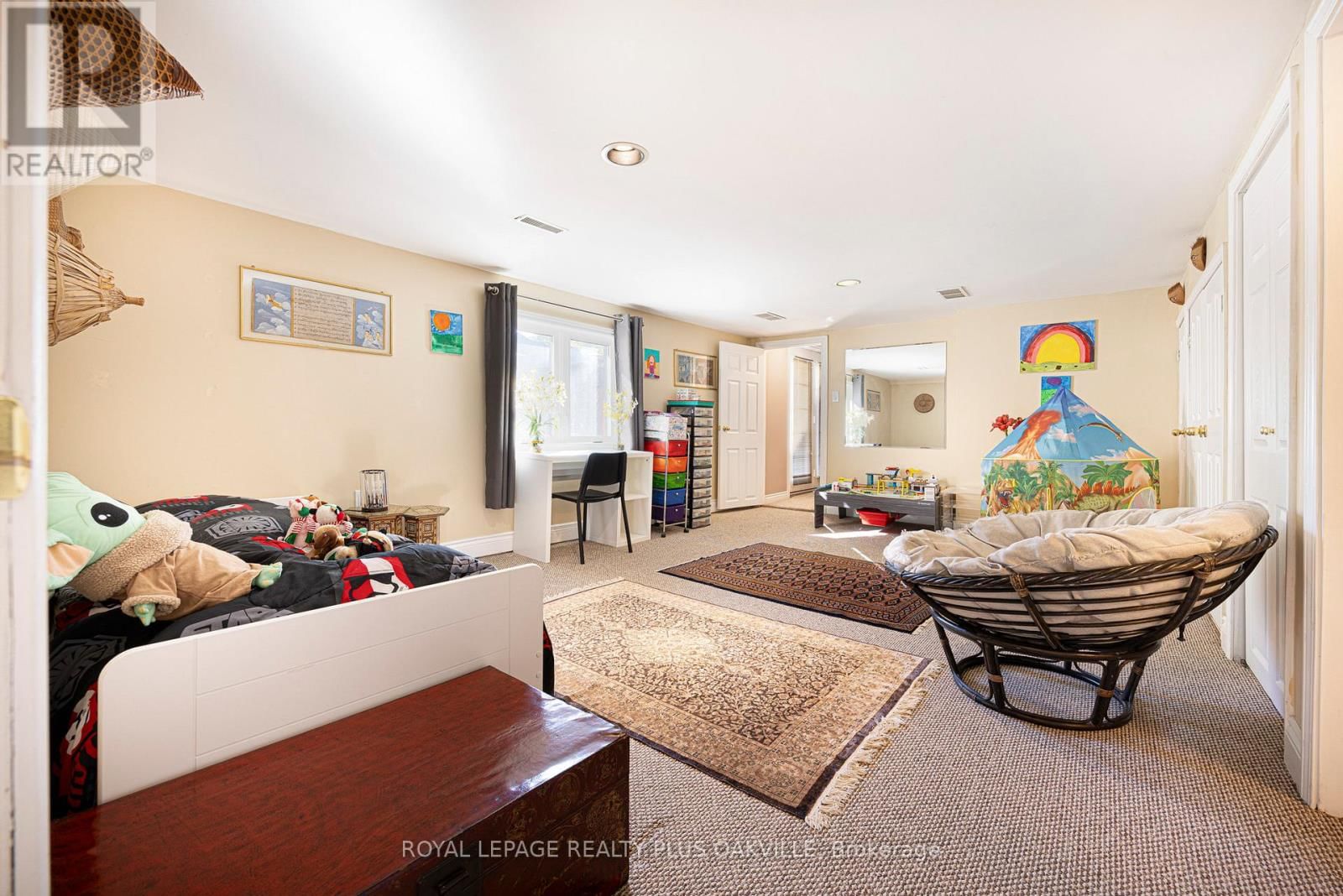 679 GREENRAVINE DRIVE Image 38