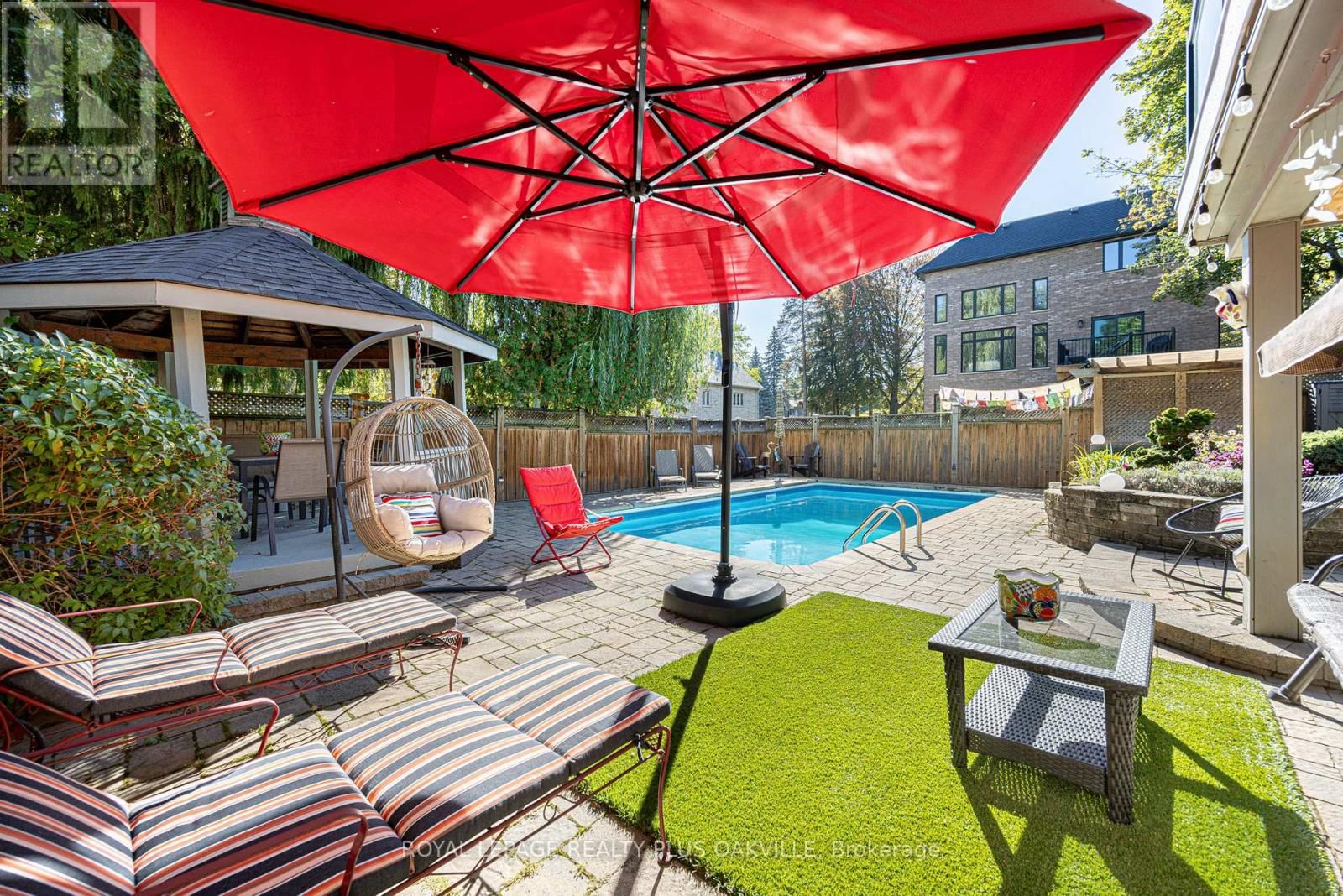 679 GREENRAVINE DRIVE Image 45