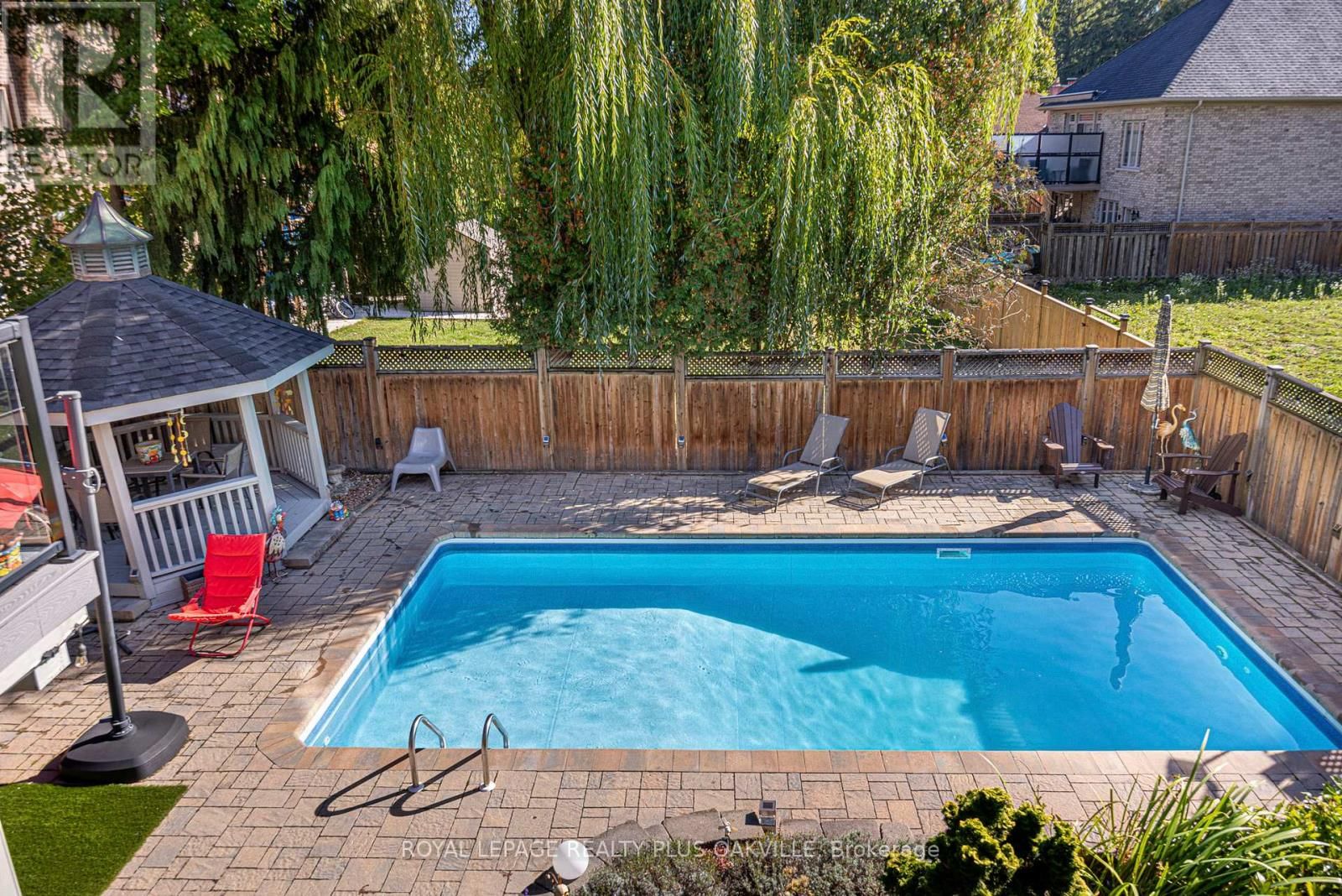 679 GREENRAVINE DRIVE Image 46