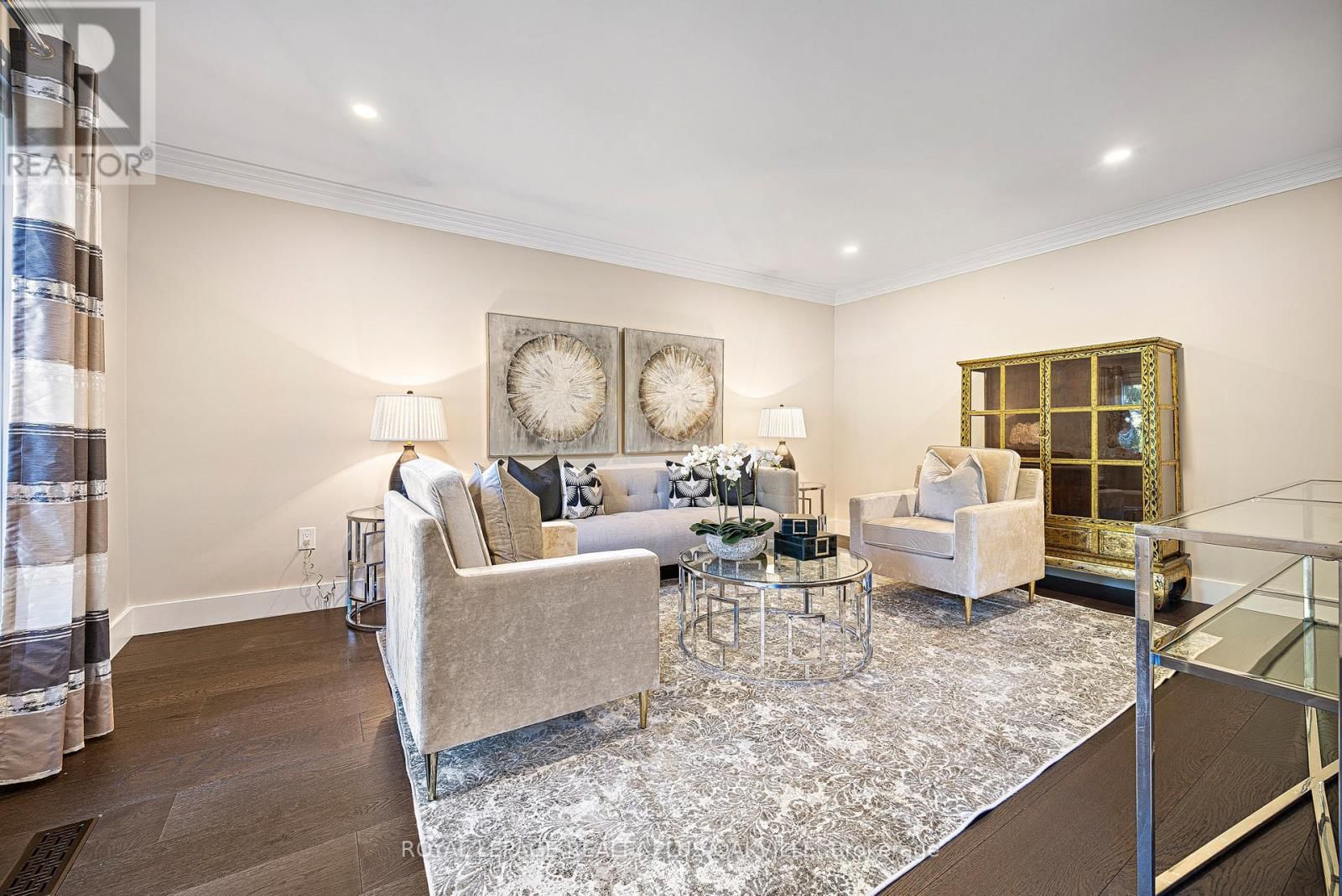 679 GREENRAVINE DRIVE Image 6