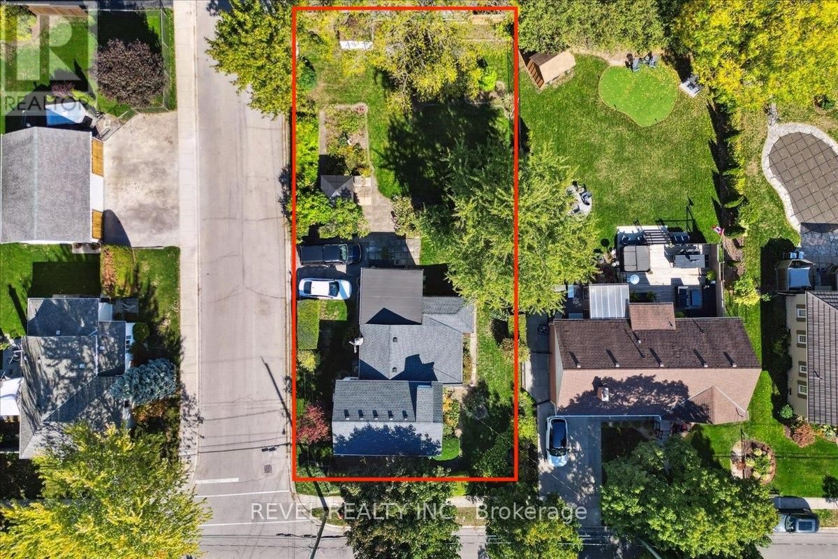 250 MILL STREET NORTH Image 1