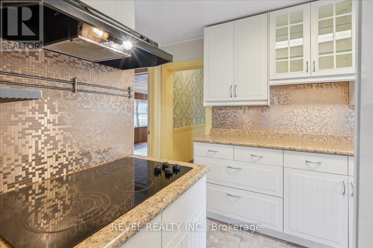 250 MILL STREET NORTH Image 18