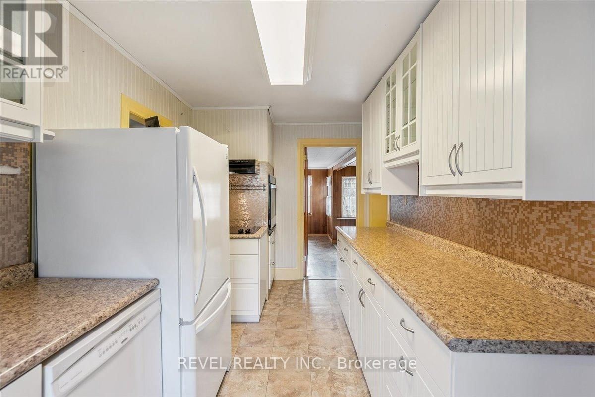 250 MILL STREET NORTH Image 22