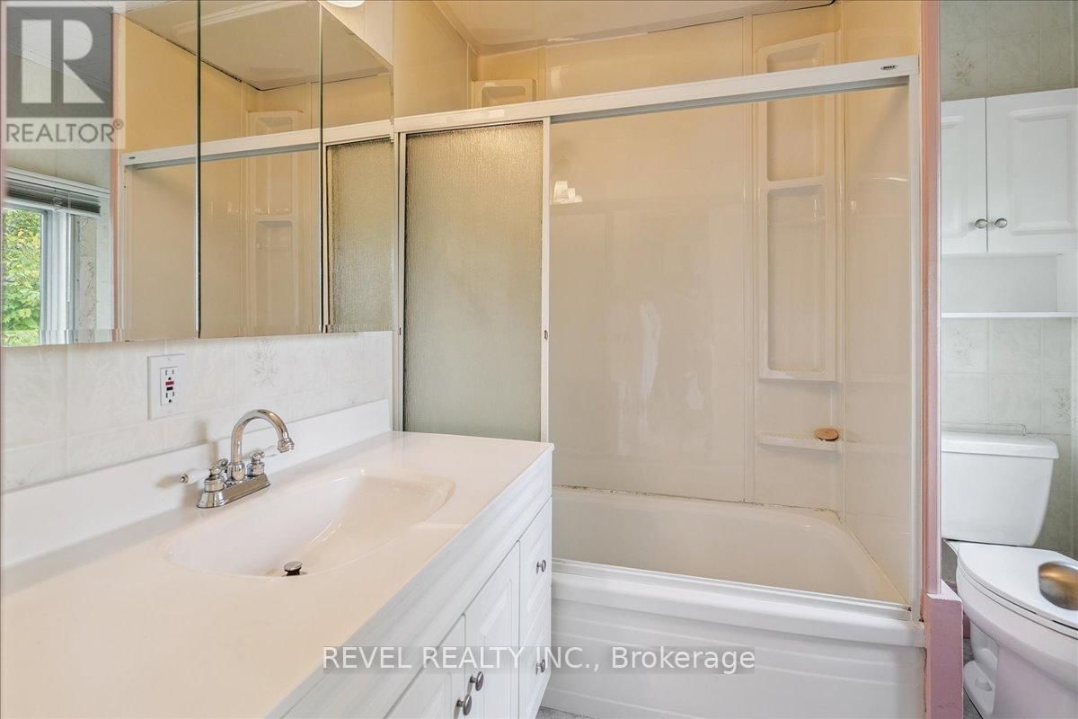 250 MILL STREET NORTH Image 24