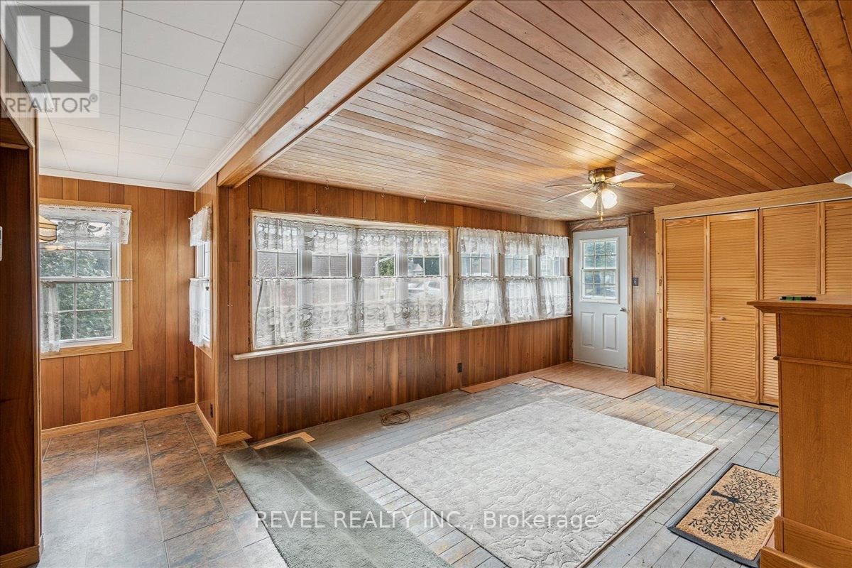 250 MILL STREET NORTH Image 25