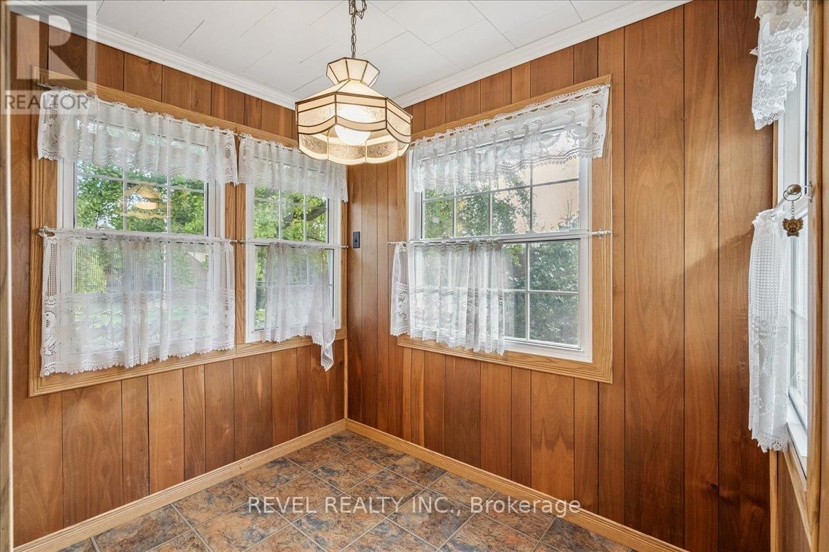 250 MILL STREET NORTH Image 27