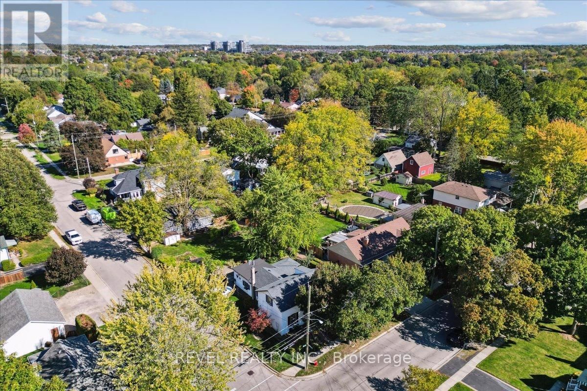 250 MILL STREET NORTH Image 40