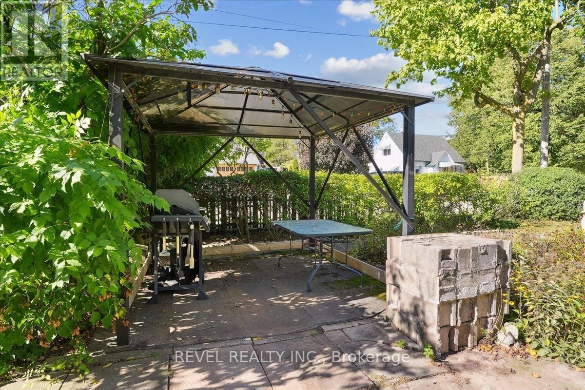 250 MILL STREET NORTH Image 41