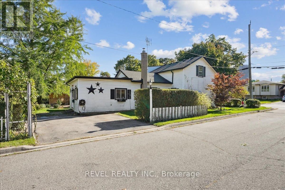 250 MILL STREET NORTH Image 6