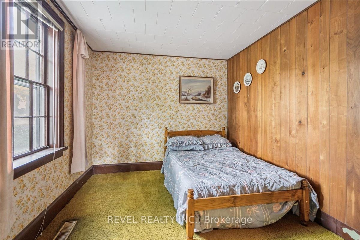 250 MILL STREET NORTH Image 9