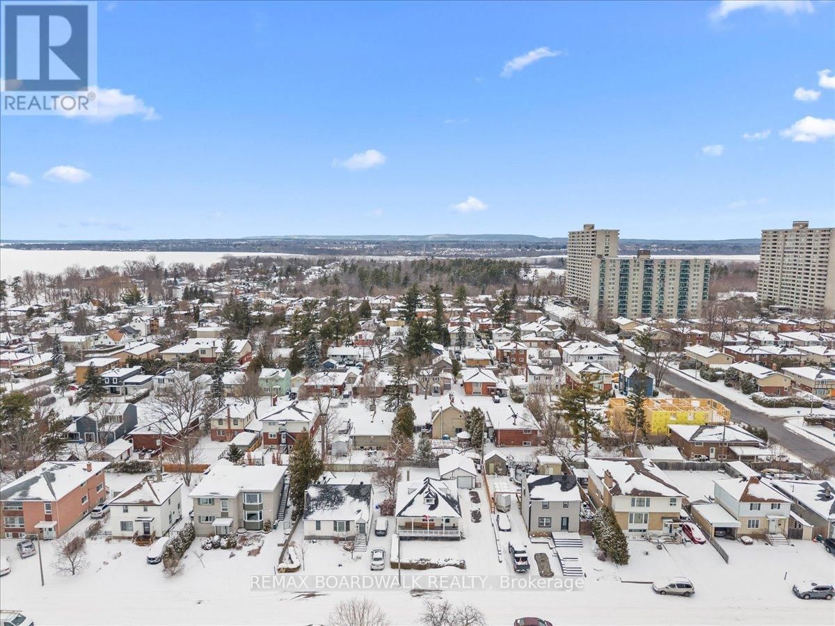 2691 PRISCILLA STREET Image 41