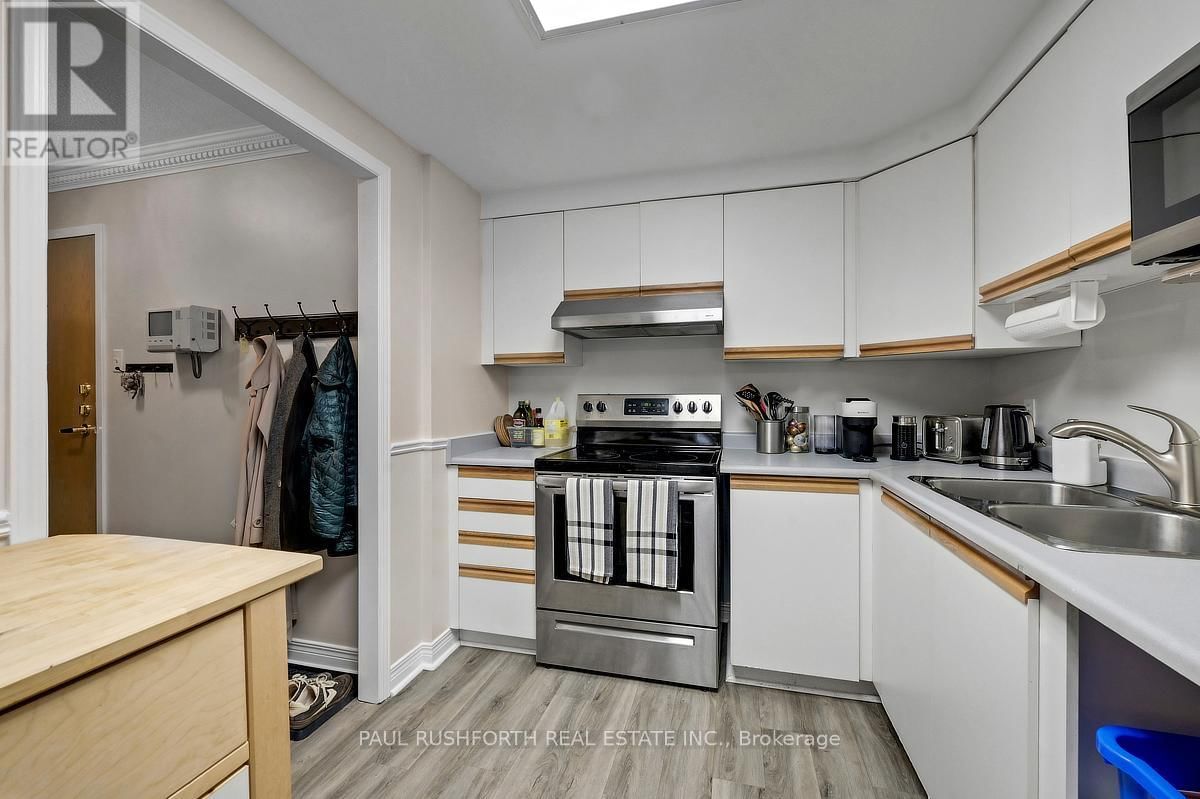 202 - 939 NORTH RIVER ROAD Image 15