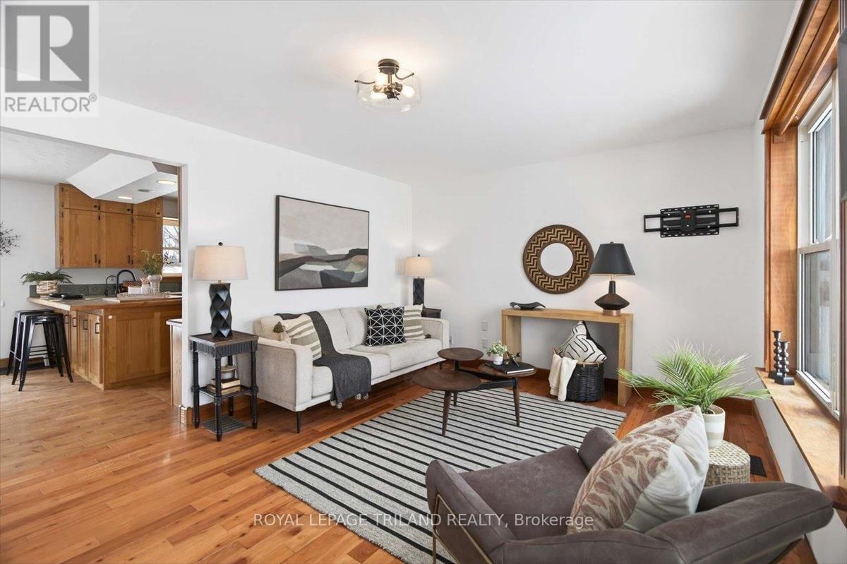 7603 ZION LINE Image 13