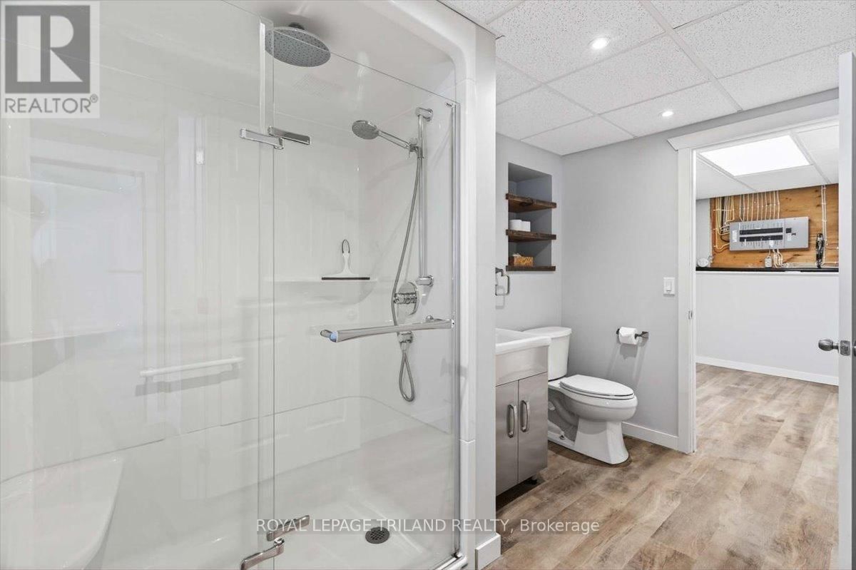 7603 ZION LINE Image 28