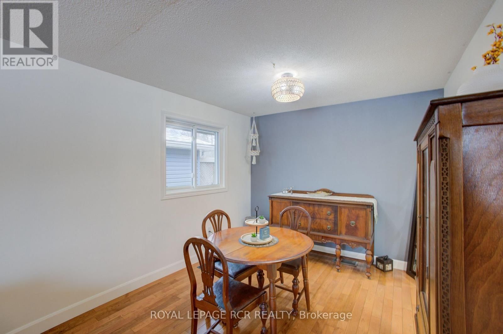 451 WILLIAM STREET Image 15