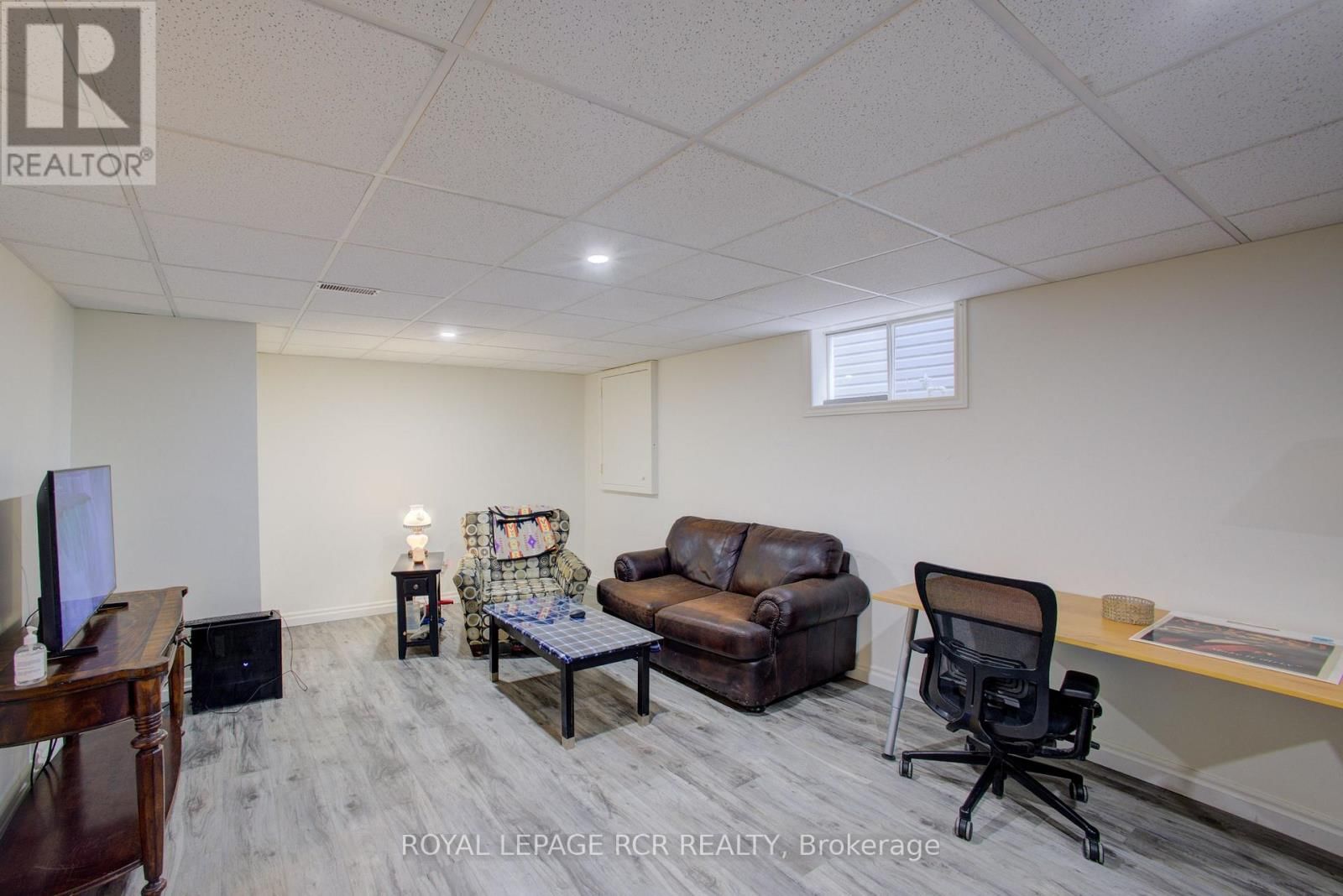 451 WILLIAM STREET Image 25