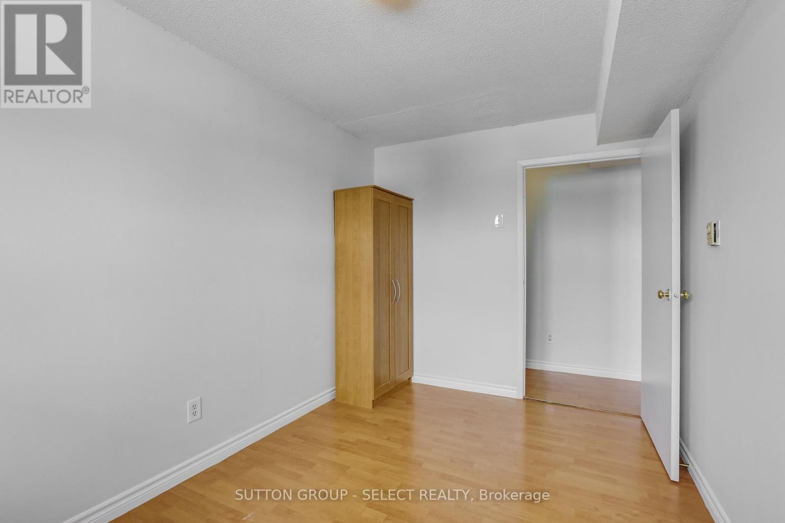 315 - 15 JACKSWAY CRESCENT Image 19