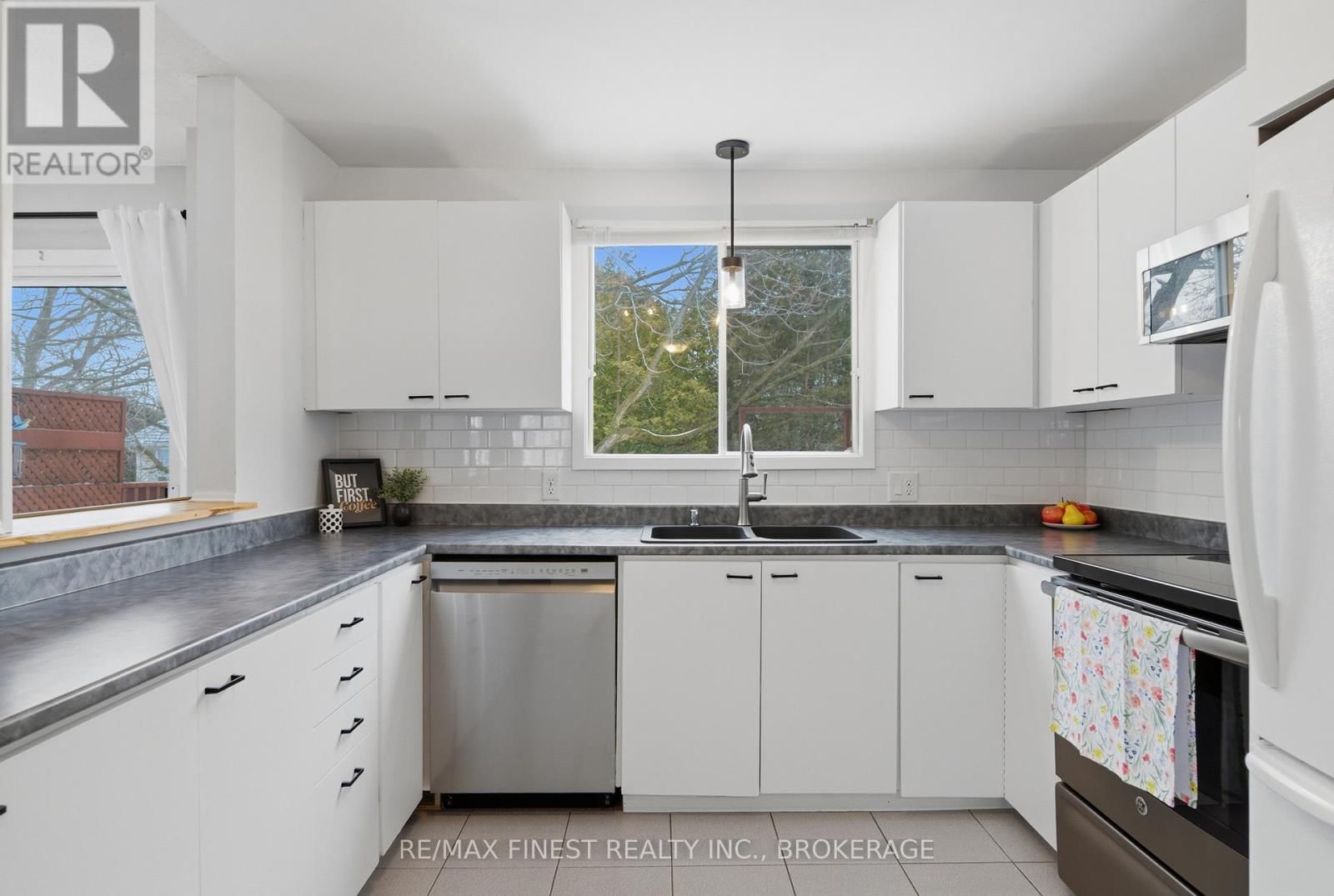 55 LIMERIDGE DRIVE Image 23