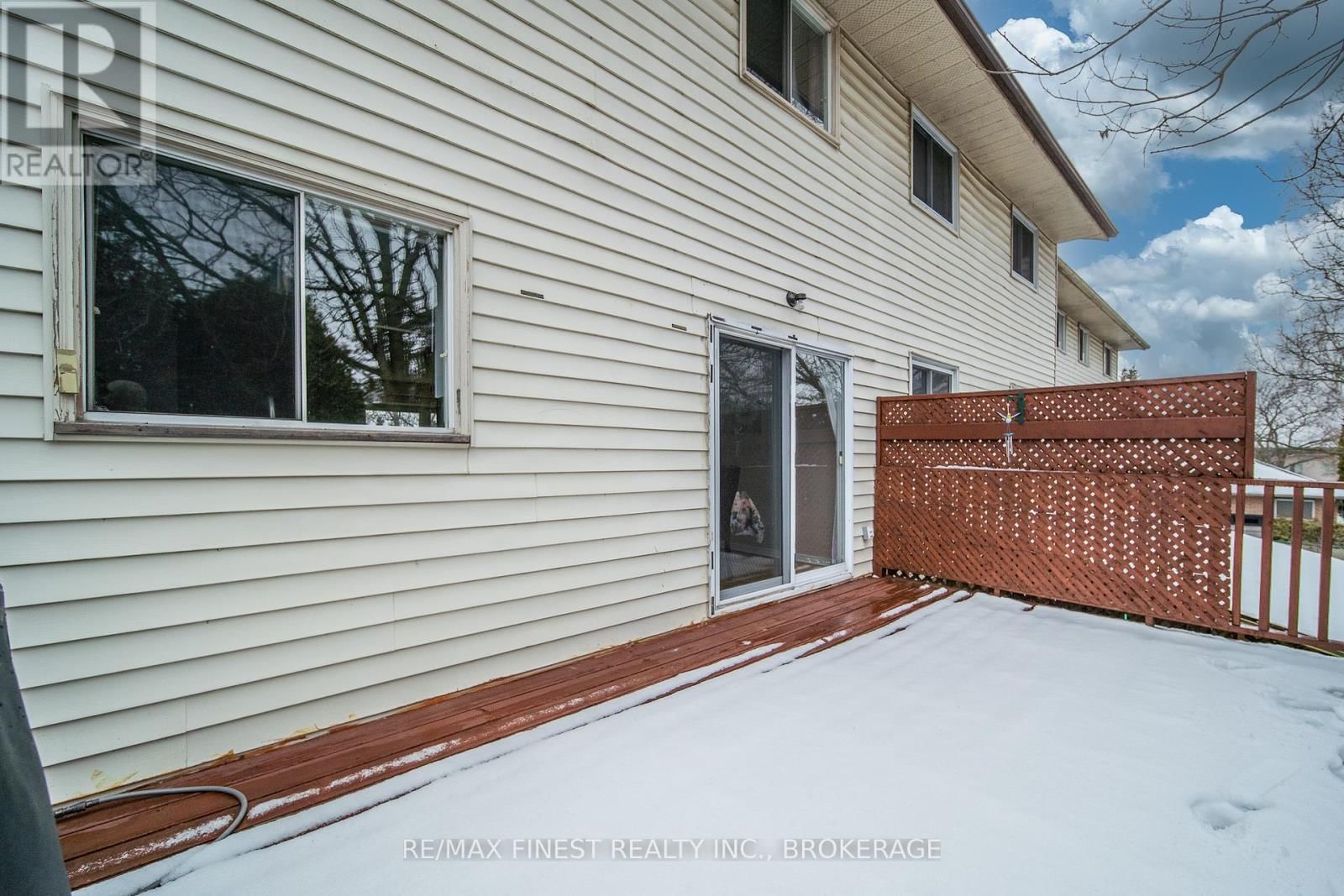 55 LIMERIDGE DRIVE Image 40