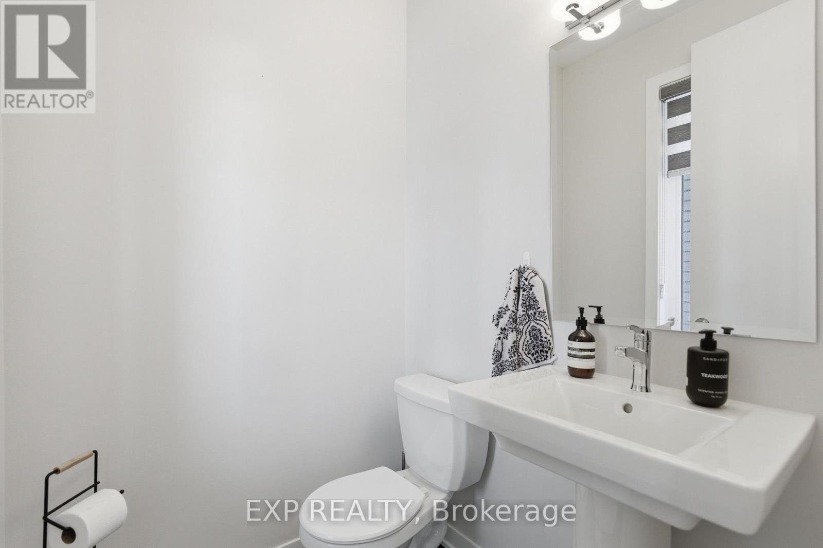 132 RUGOSA STREET Image 18