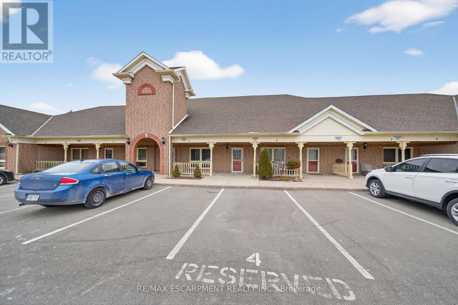 4 - 60 NATALIA AVENUE Image 1