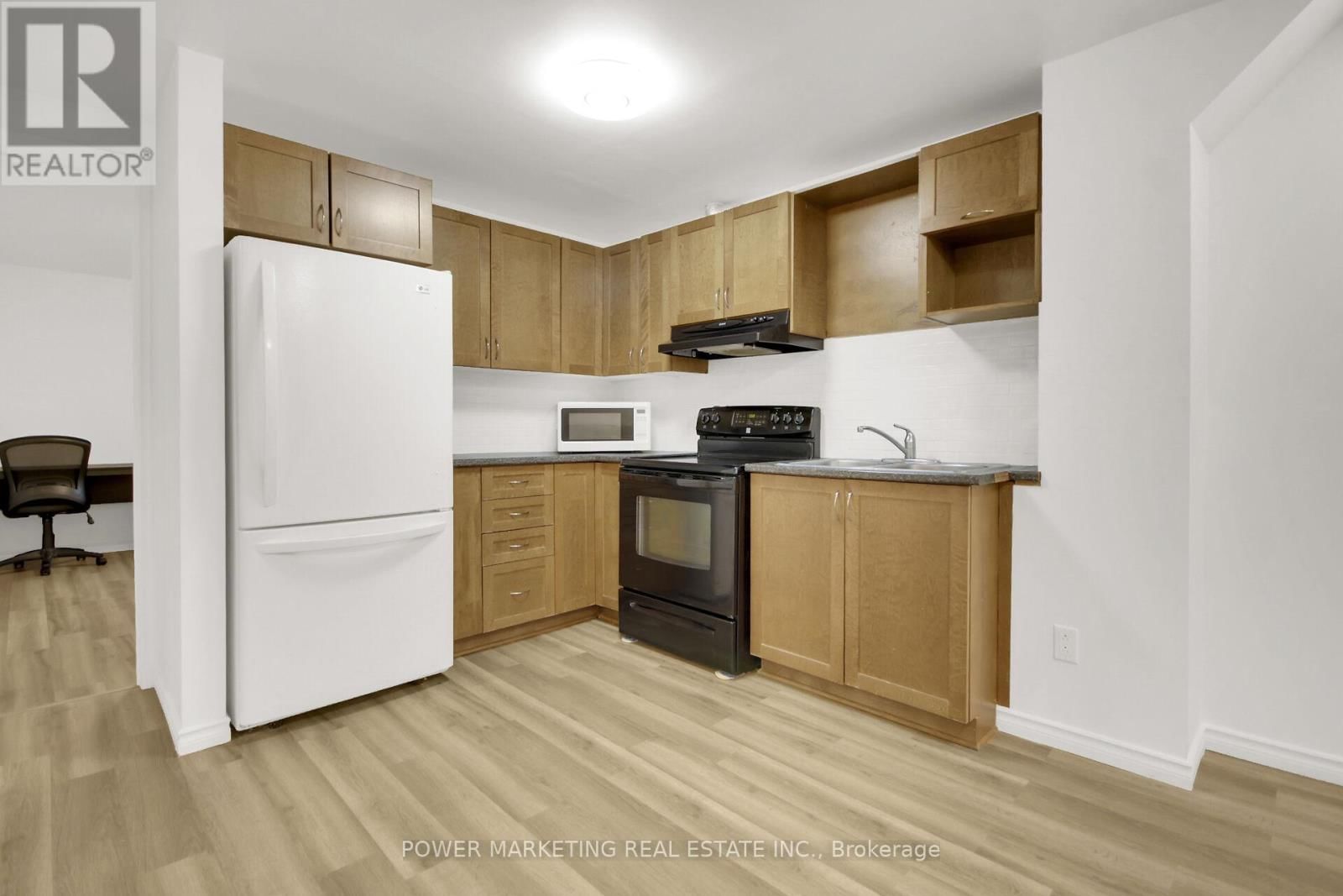 29 TAJ COURT Image 35