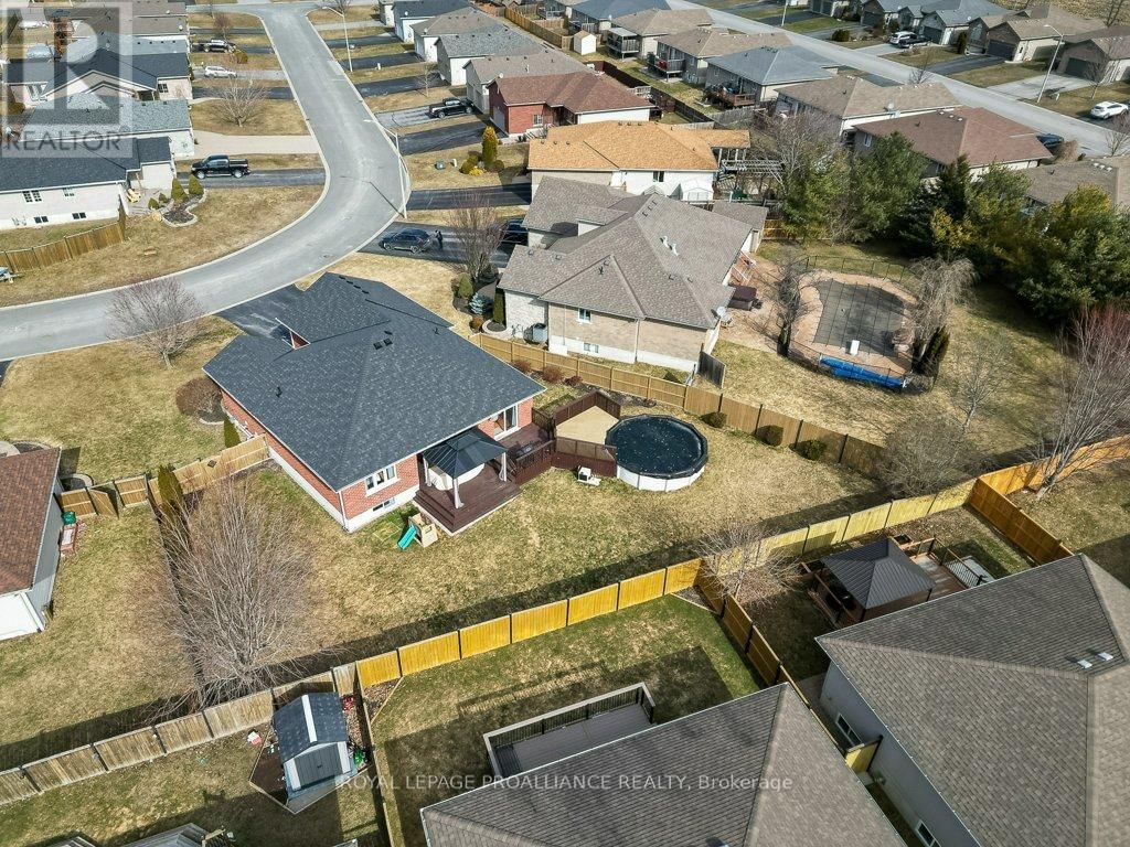 21 FOREST VALLEY DRIVE Image 44