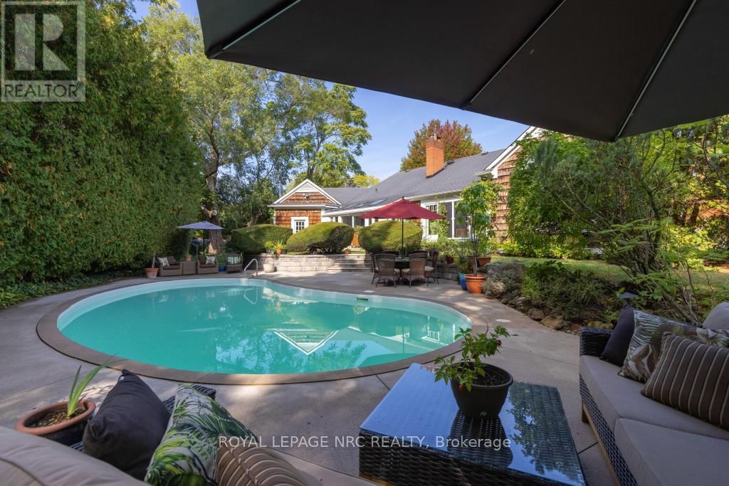 7 CHRISTOPHER STREET Image 11