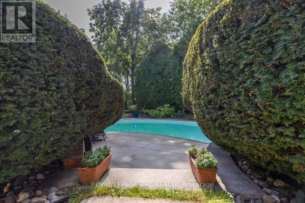 7 CHRISTOPHER STREET Image 13